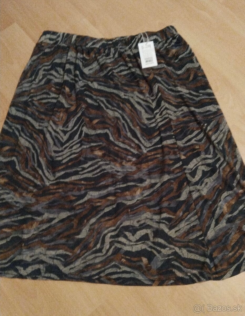 Nová elegantná sukňa. - 2