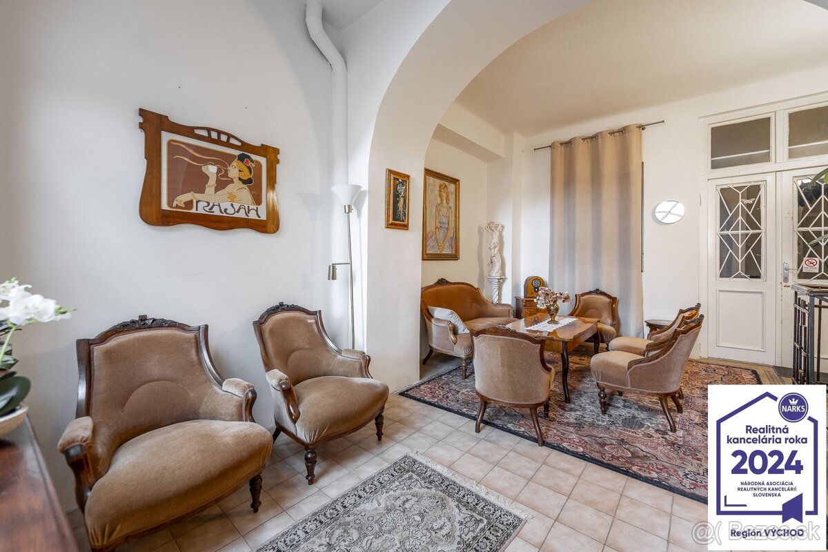 2 izbový byt v centre mesta v historickom objekte, Košice, H - 2