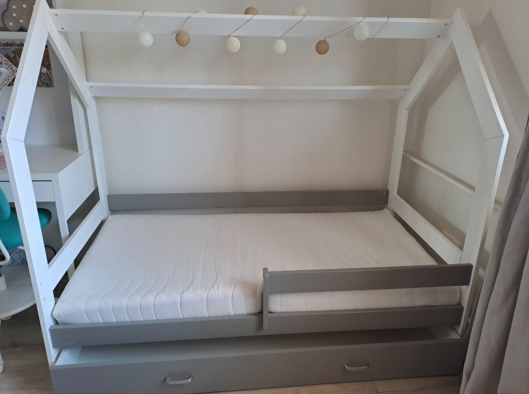 Domčekova posteľ - 2