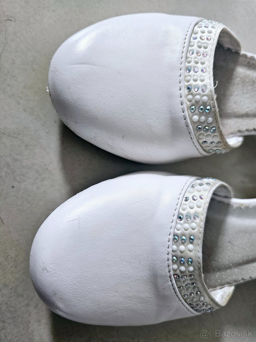 Topanky na prve sv.prijimanie vel.35 - 2