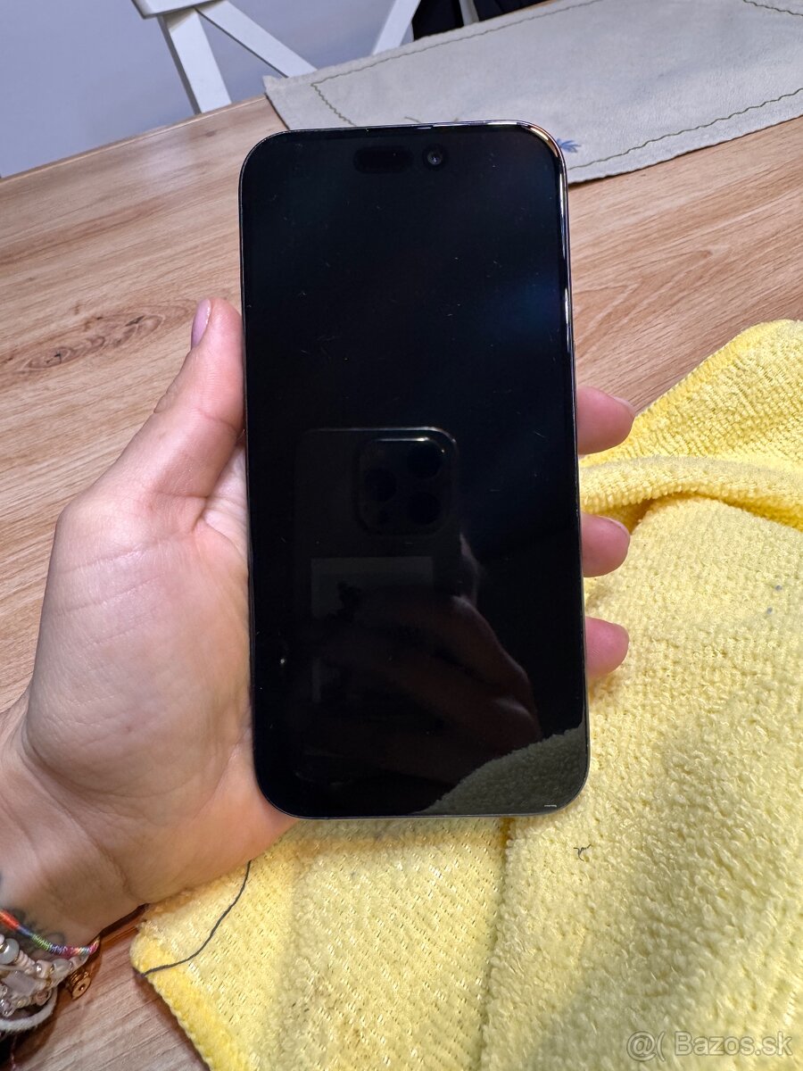 iPhone 15pro 128gb black titán - 2