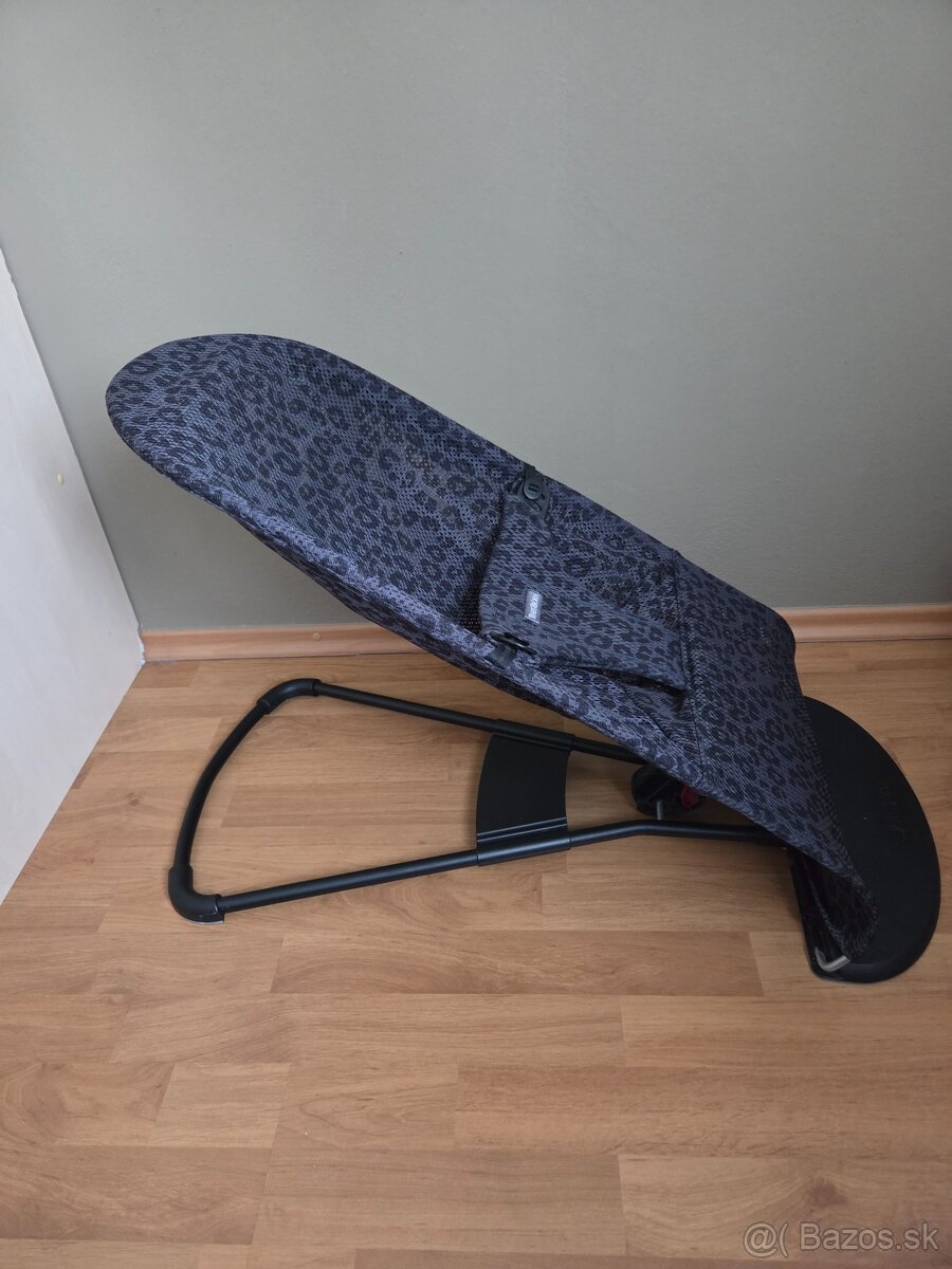 BABYBJORN s hračkou leopard mesh - 2