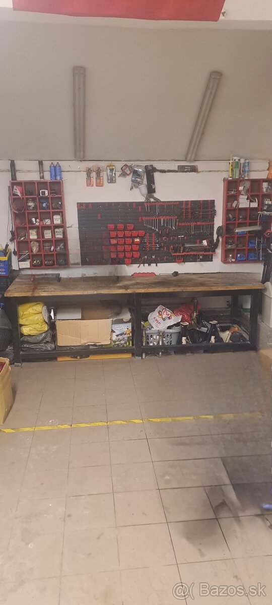 Pracovný stol - 2