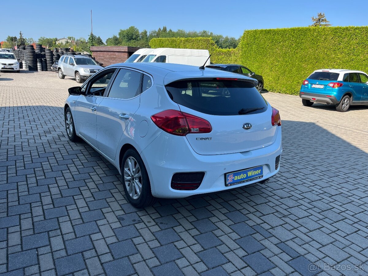 Kia Ceed 2017 -- 70 797 KM -- - 2