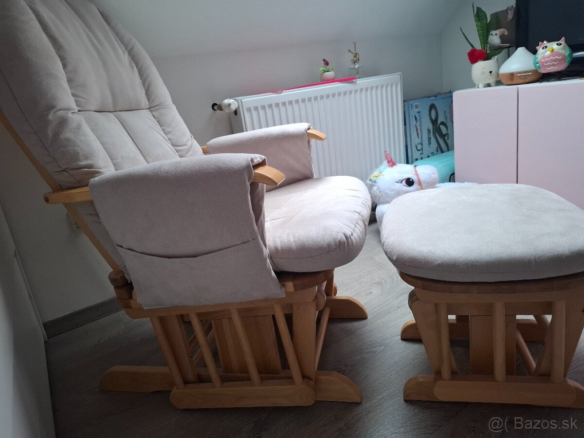 Hojdacie kreslo s podnozkou - 2