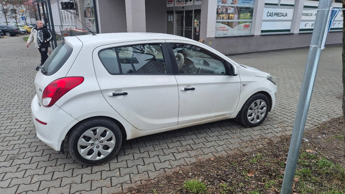 Predám Hyundai i20 - 2