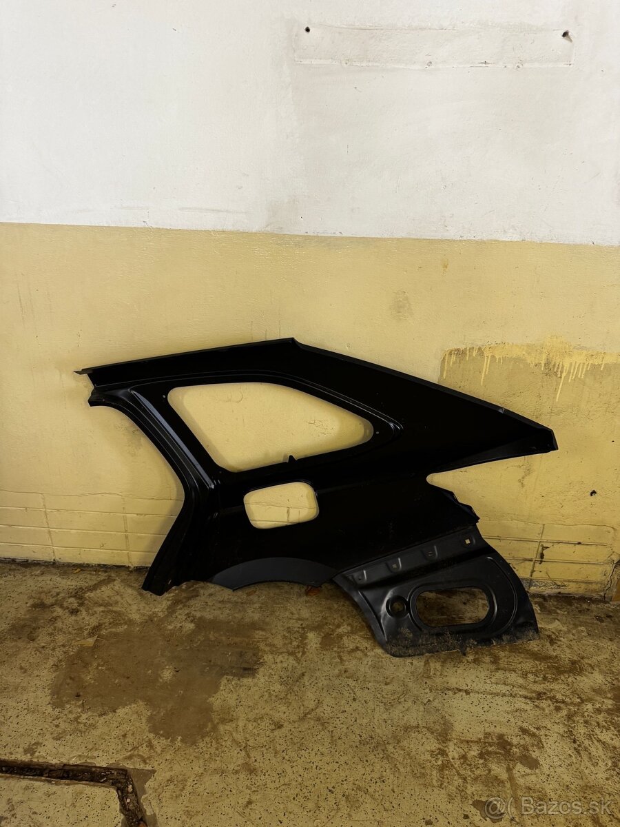 Škoda Octavia IV 4 kombi 2019- pravý zadný blatník - 2