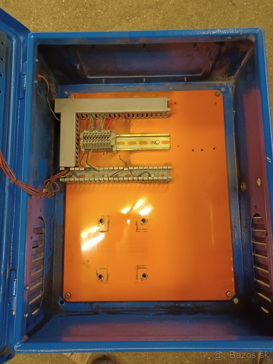 Plechová rozvodna skrina - 2