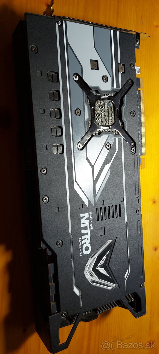 AMD Radeon RX Vega 64 Sapphire Nitro 8GB - 2