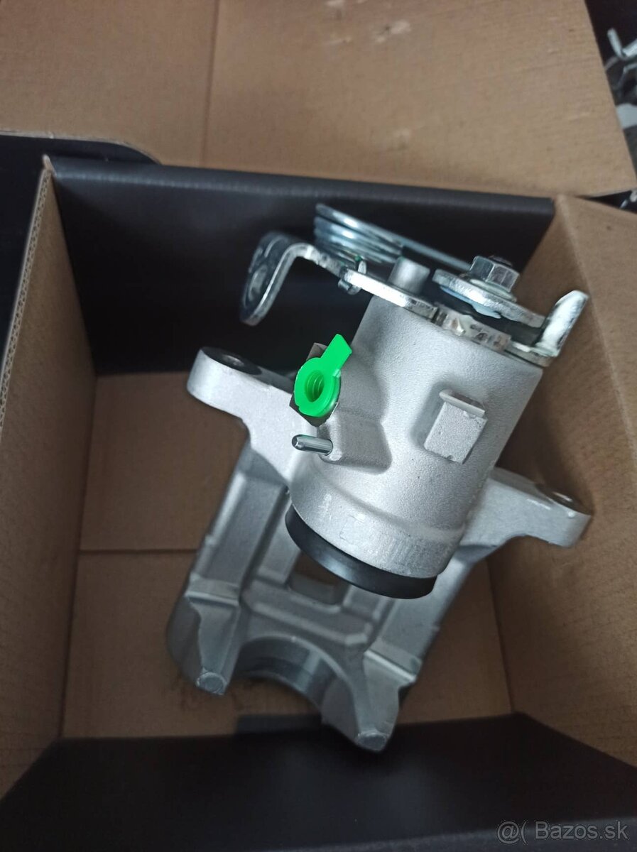 Brzdový strmeň -Vw Passat, Skoda Superb, A6 c5 A4 - 2