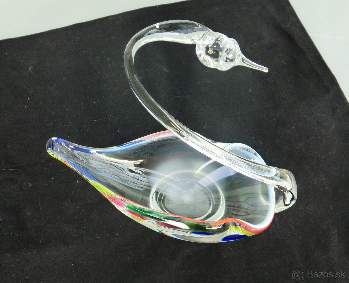 Labuď a váza zo skla - 2