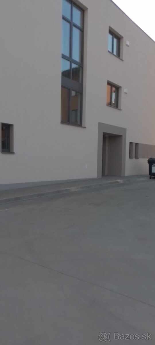 1,5 izbový byt na prenajon - 2