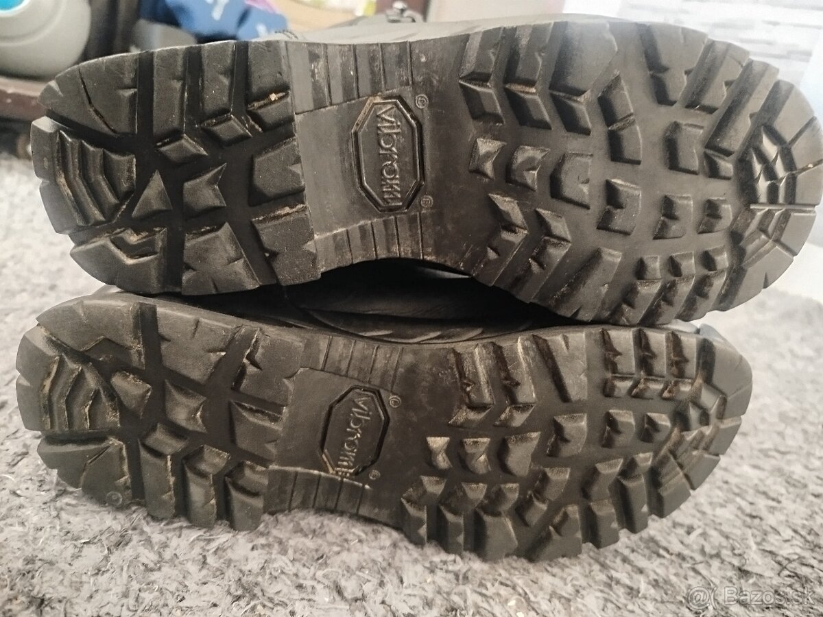 Kanady goretex vojenské č.38 - 2