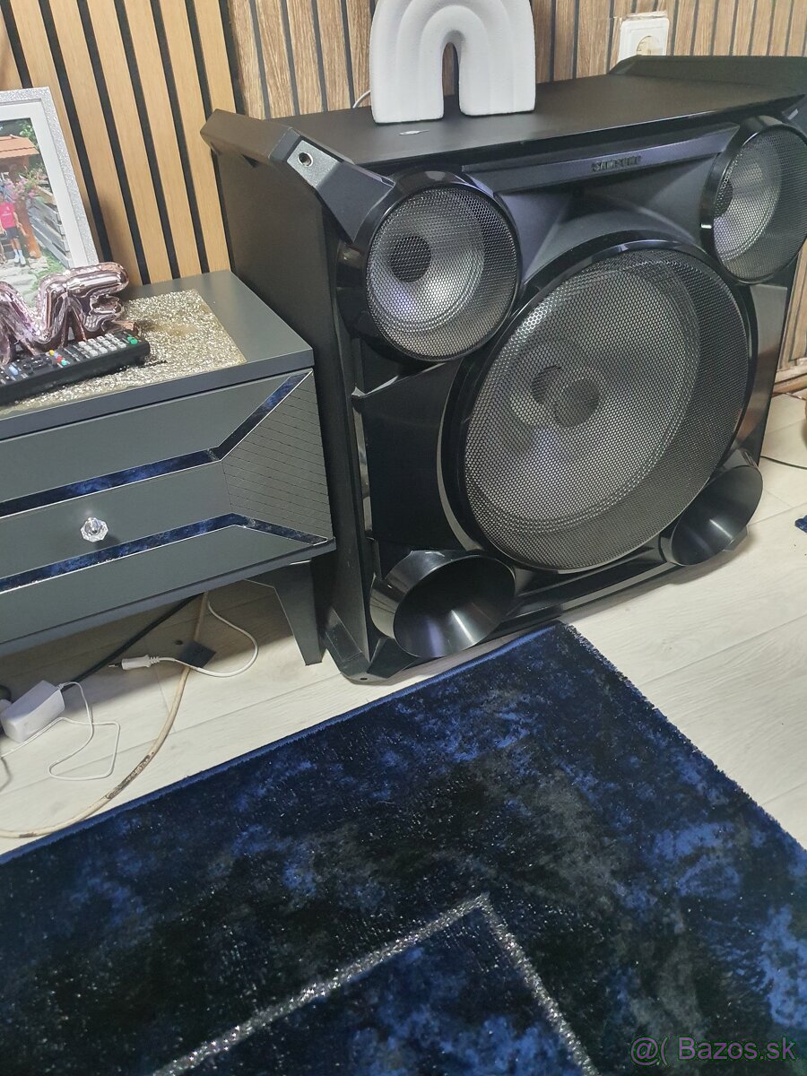 Samsung hify bedne - 2