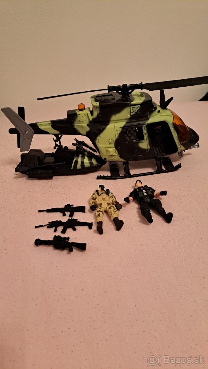 Predám soldier force vrtuľník s člnom - 2
