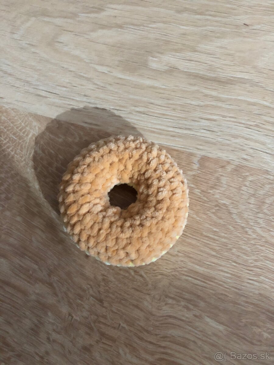 Ručne hačkovaný donut 🍩 - 2