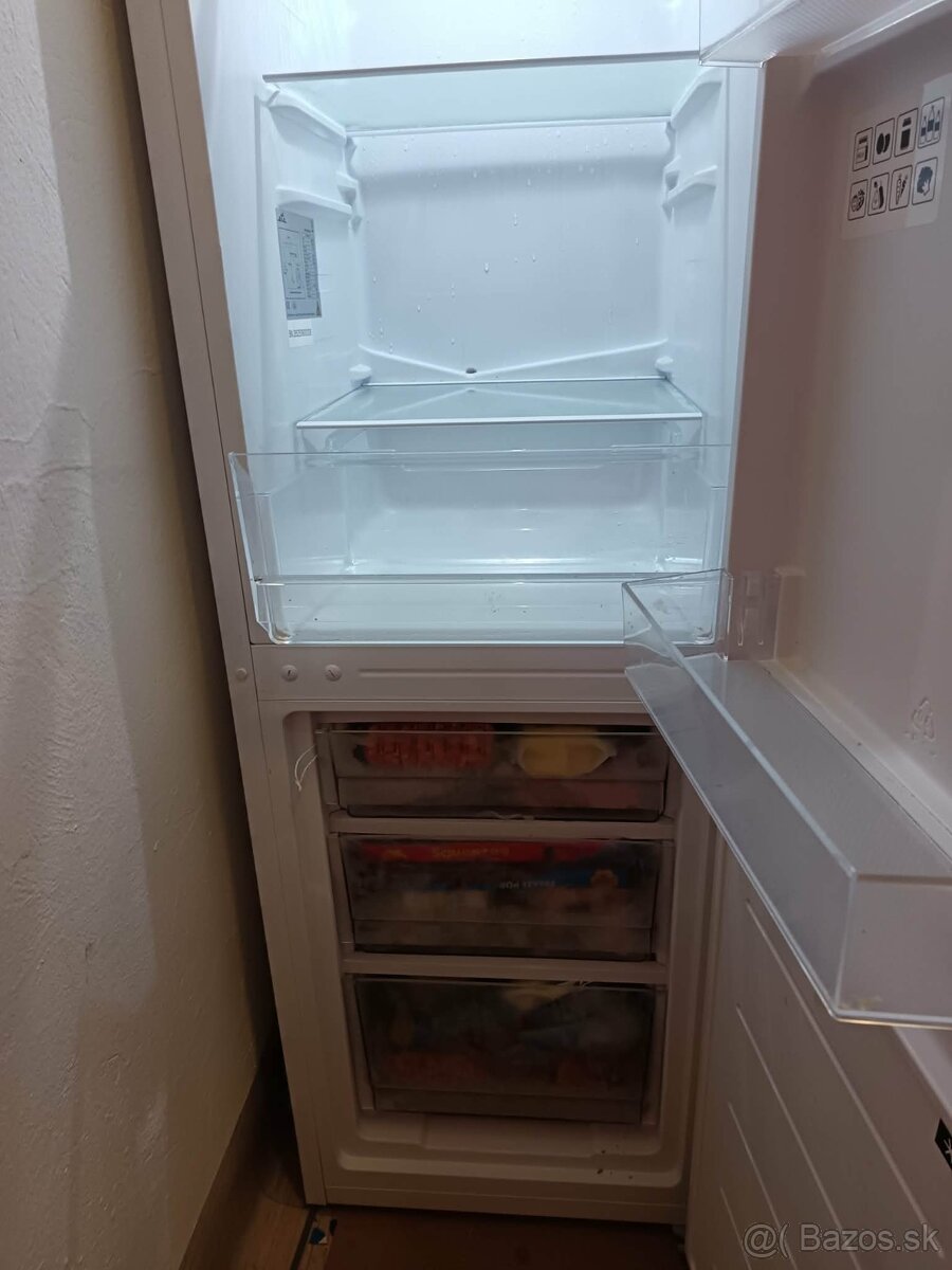 Predám chladničku s mrazničkou - 2