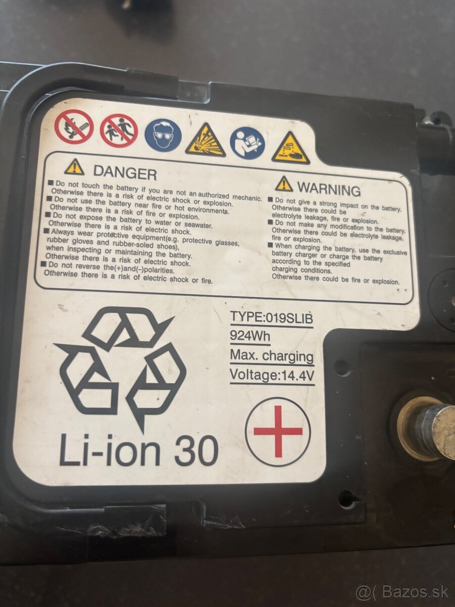 Bmw M4 M3 M2 Akumlator Li-ion.. - 2