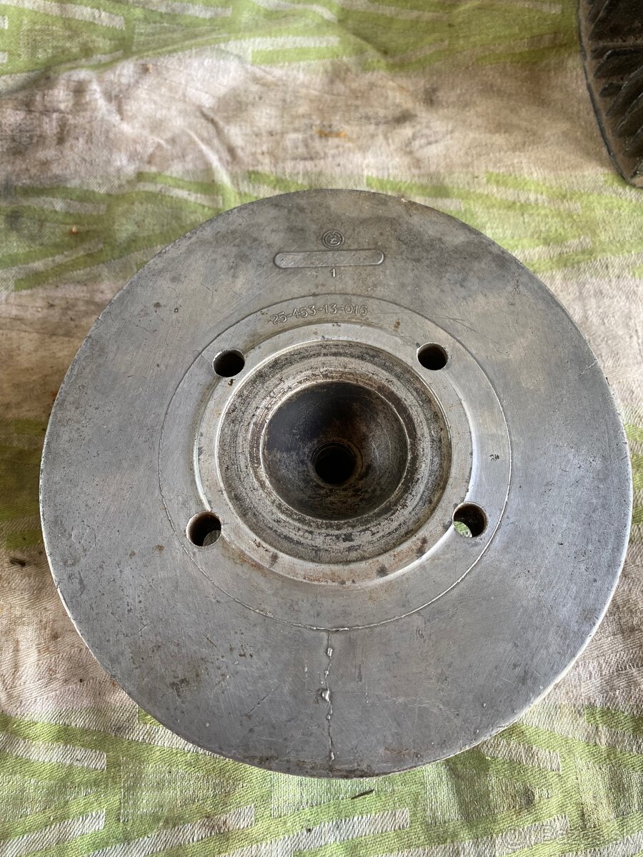 Hlava ČZ 125 typ 453 - 2