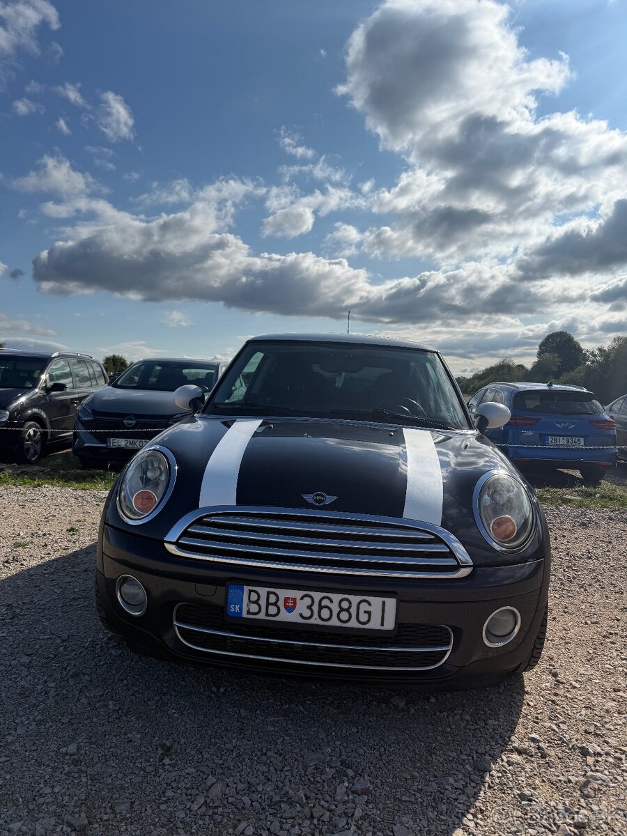 MINI COOPER R56 1.6 D 80 kW - 2