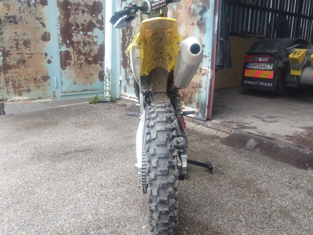 Suzuki rmz 450 2023 ako nová