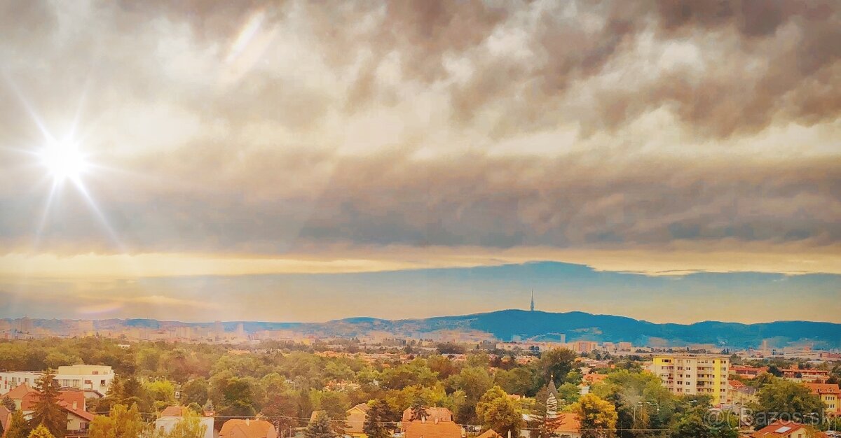 NOVOSTAVBA 3 IZBOVÝ BYT - VÝHĽAD NA CELU BRATISLAVU - 2