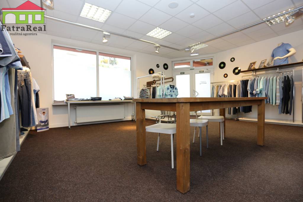 Na prenájom elegantné priestory v centre mesta Ružomberok - 2