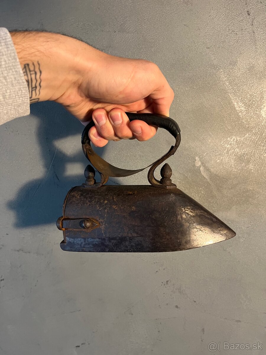 Žehlička starožitná s kameňom I vintage I retro - 2