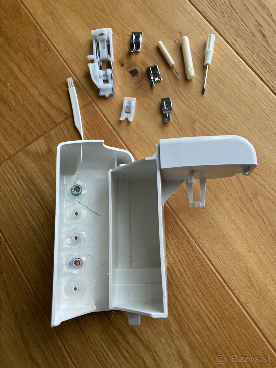 Predám šijací stroj Janome 920 - 2