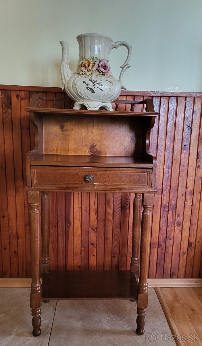 Vintage stolík - 2