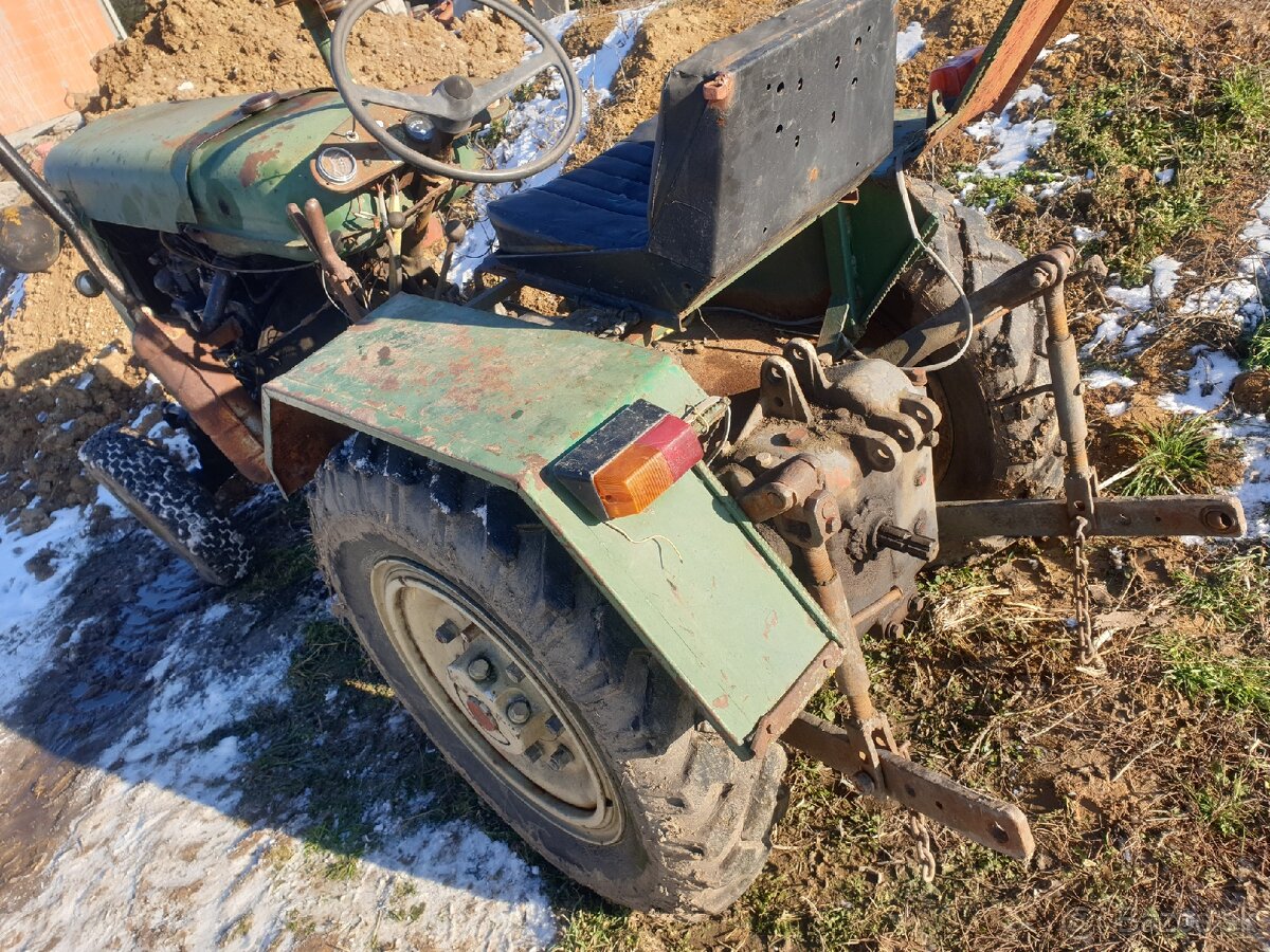 traktor zetor - 2