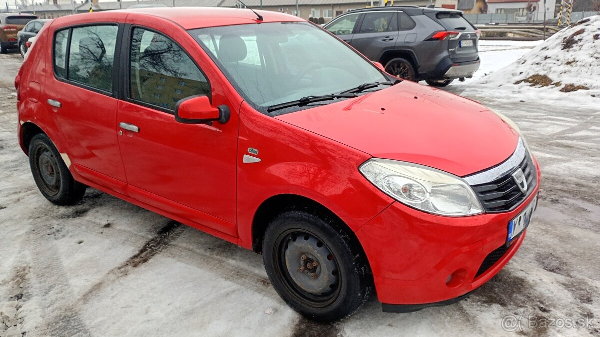 Dacia Sandero 1.4 benzín - 2