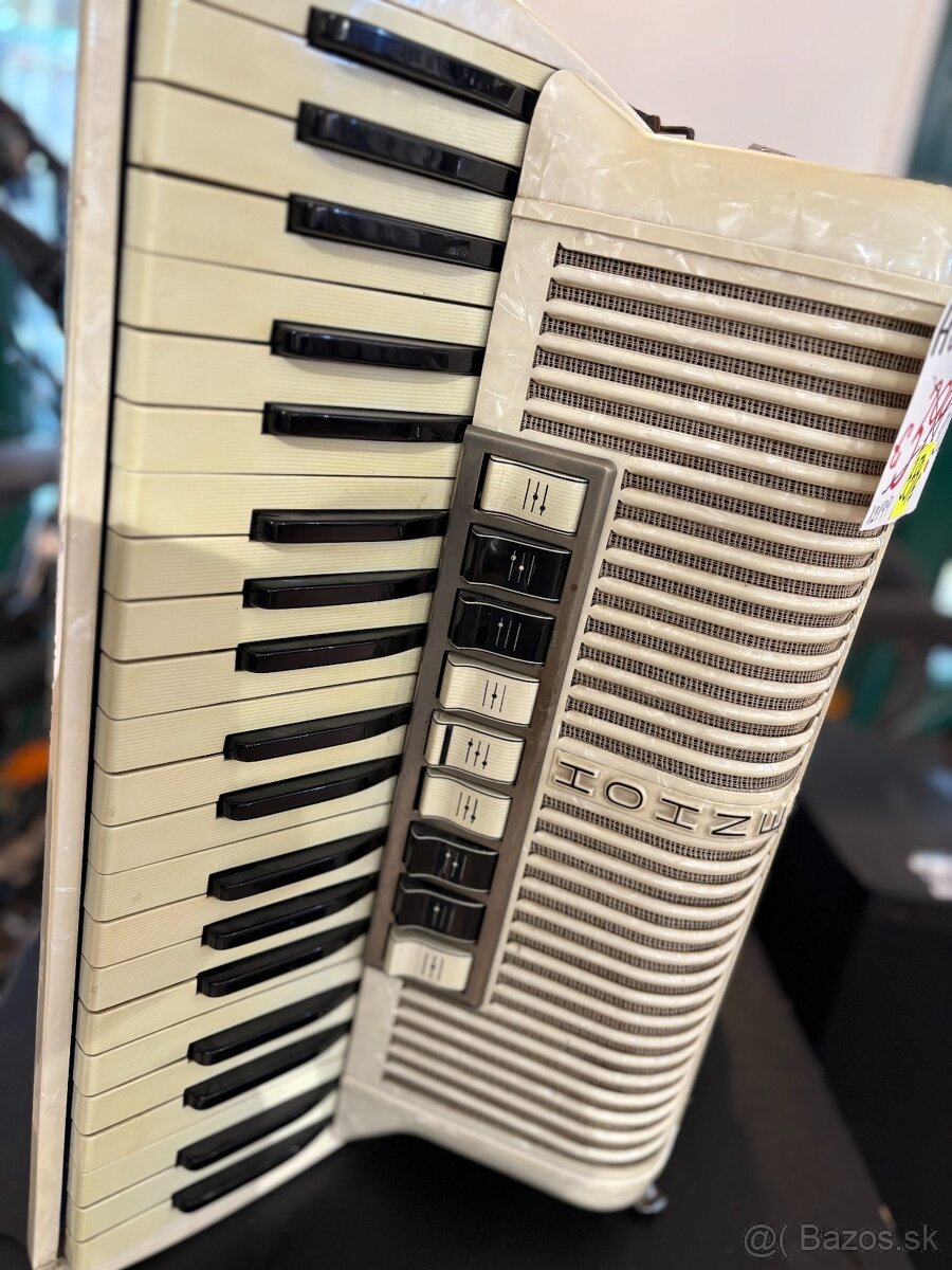 akordeón hohner verdi 3M - 2