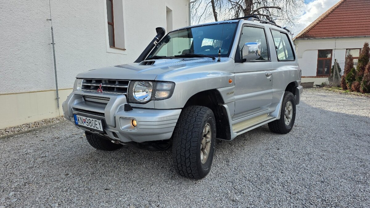 Mitsubishi Pajero 2,8 superselect - 2