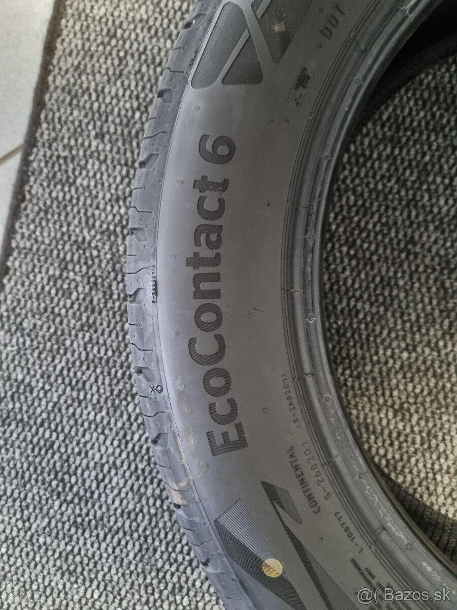 215/55 R17 Continental - 2