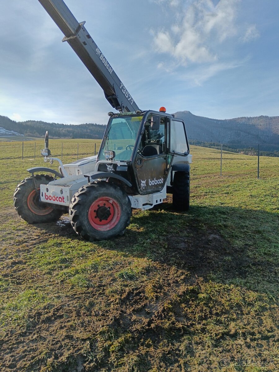 Bobcat T3571 teleskopický-čelný nakladač - 2