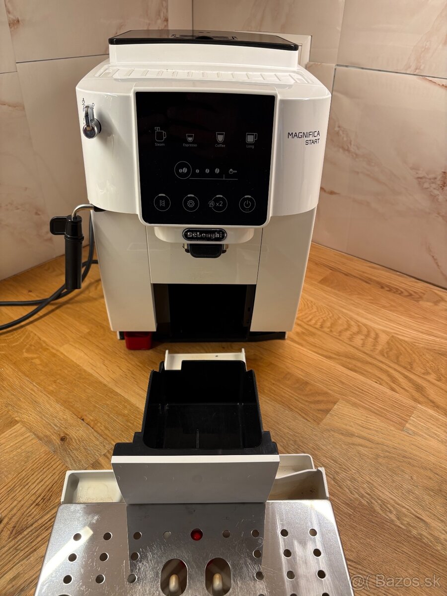 Kávovar Delonghi Magnifica Start biely - 2