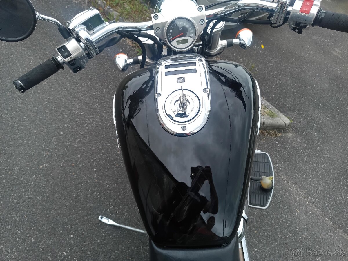 Rozpredám Honda VTX 1800 na ND - 2
