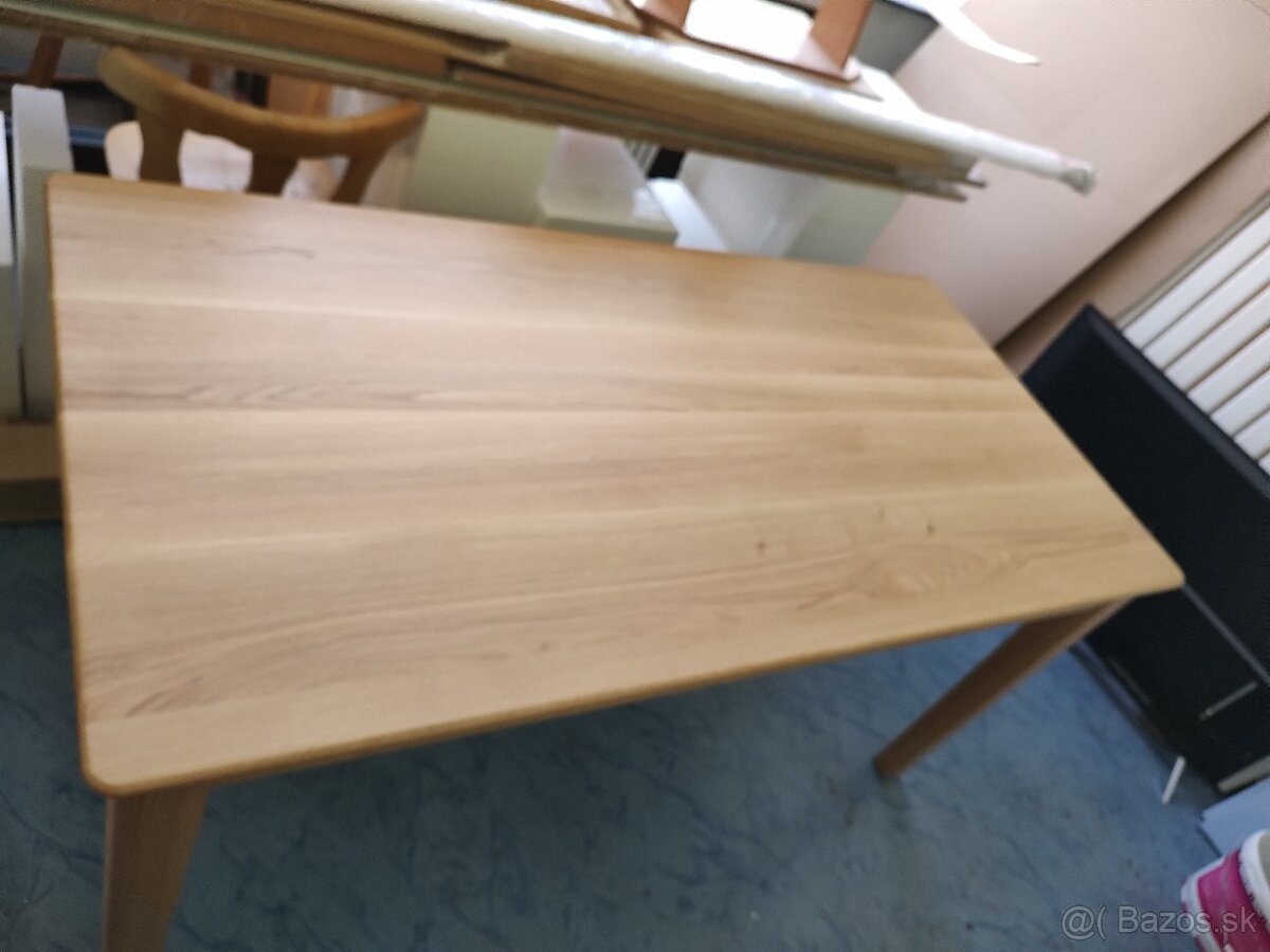 Jedálenský stôl - 2