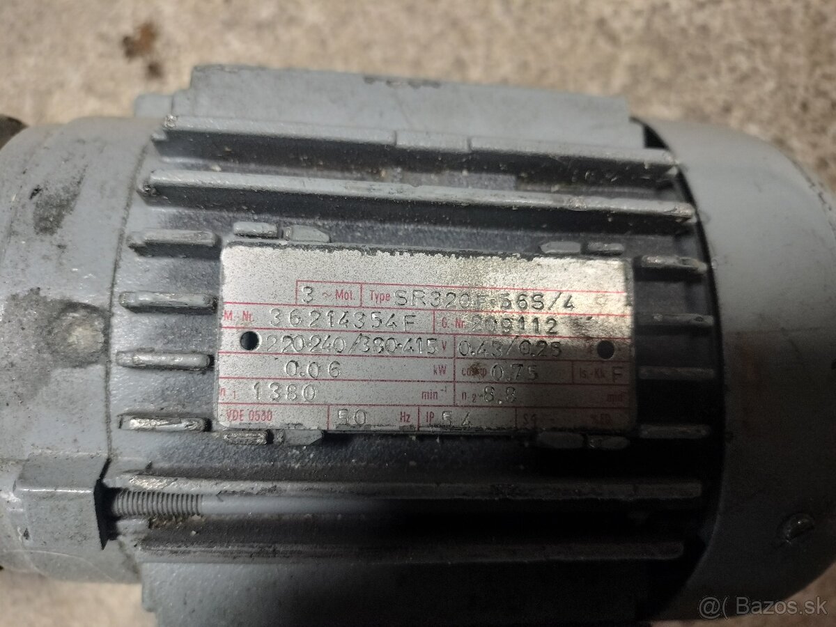 Elektromotor s prevodovkou 1:157 - 2