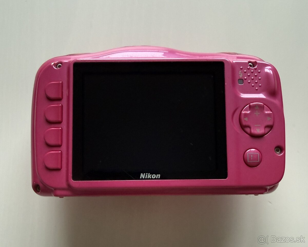 Nikon Coolpix W100 - 2