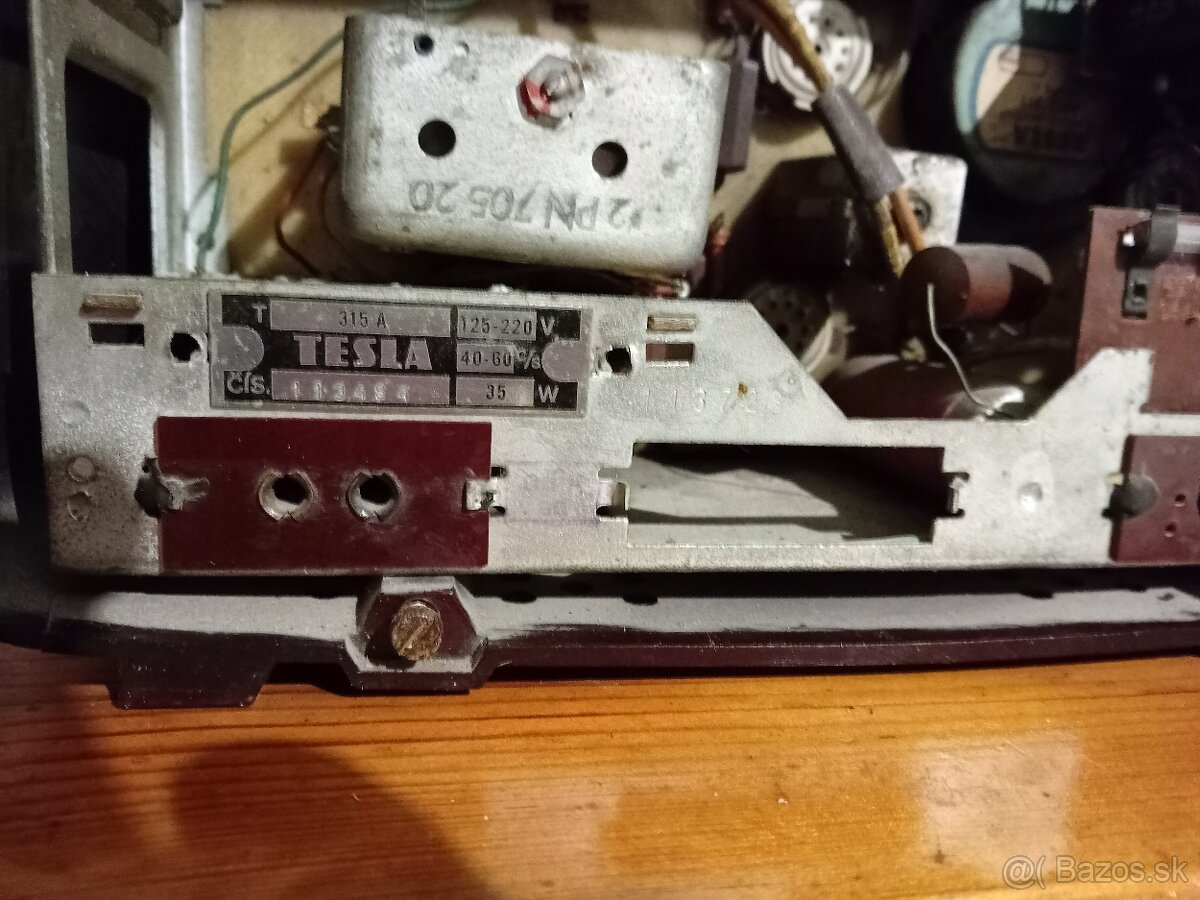 staré rádio Tesla "Sonatina" - 2