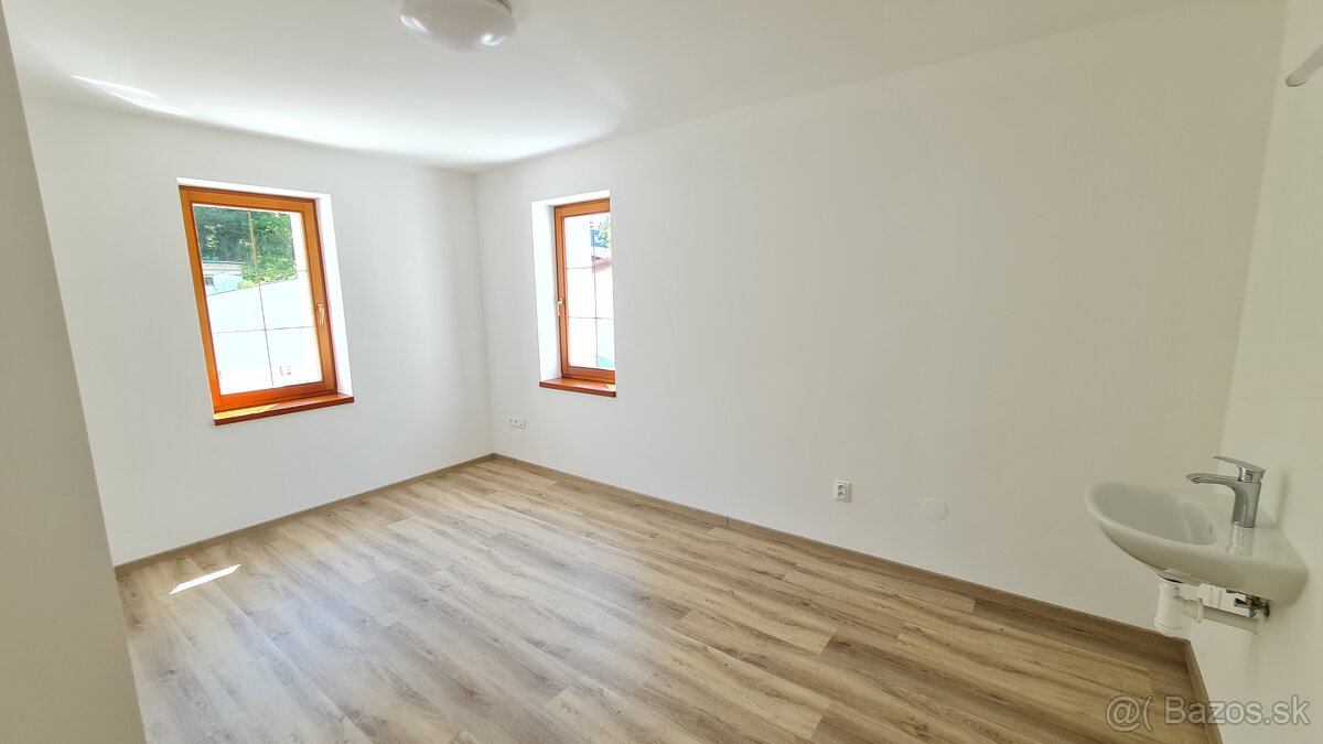 Moderné komerčné priestory, od 11m2 do 31m2 Rajecké Te - 2