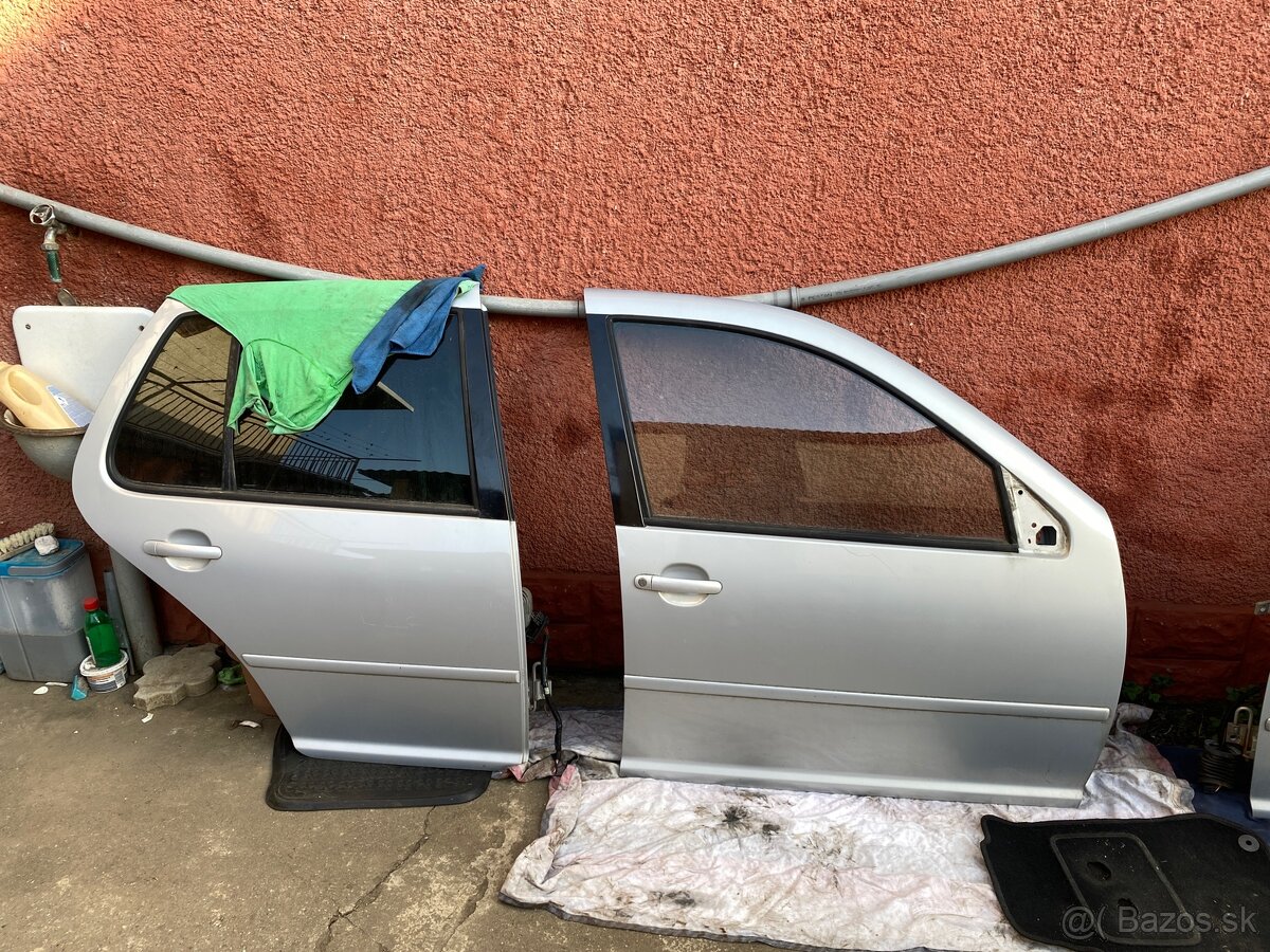 Dvere golf 4 LB7Z - 2