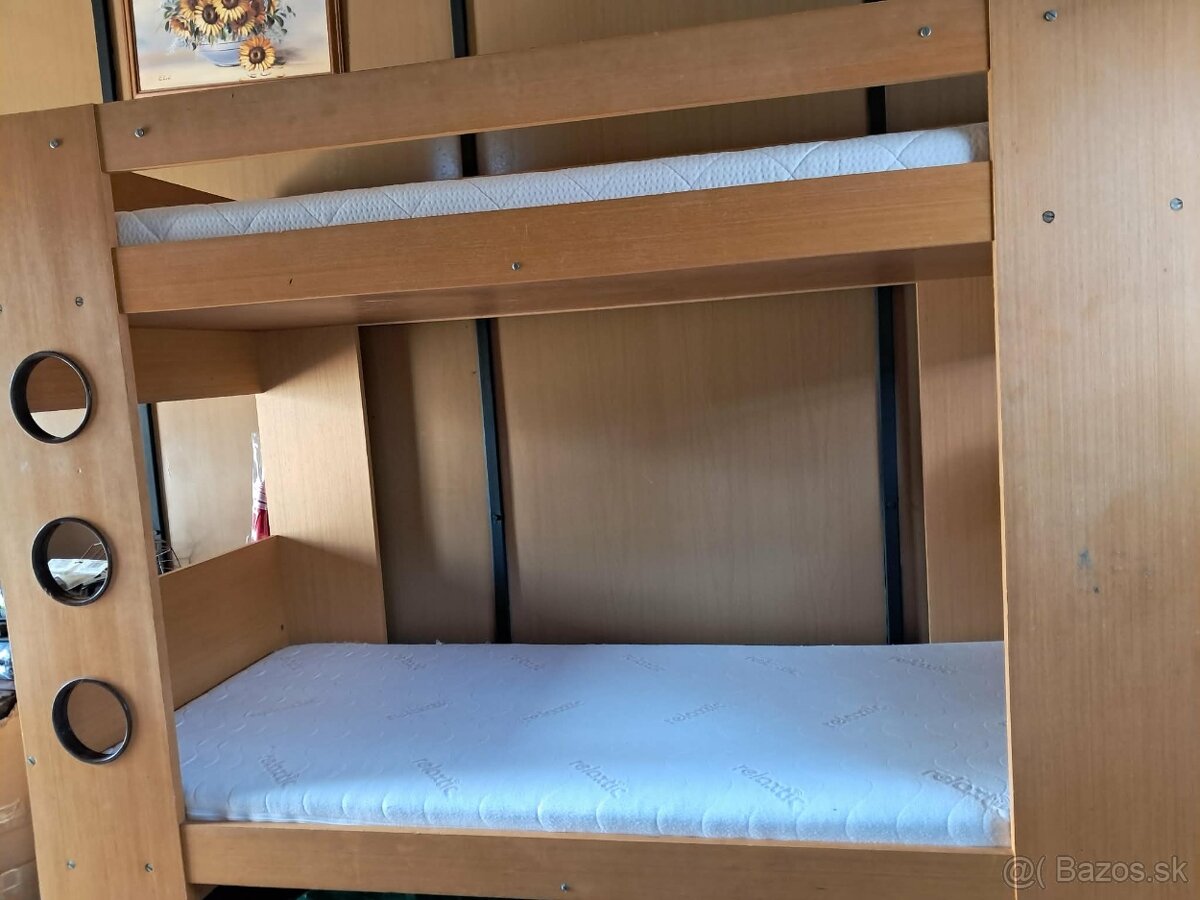 Poschodová postel - 2