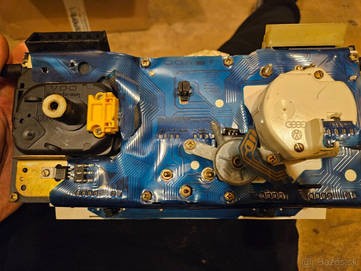 Vw golf 2 budíky - 2