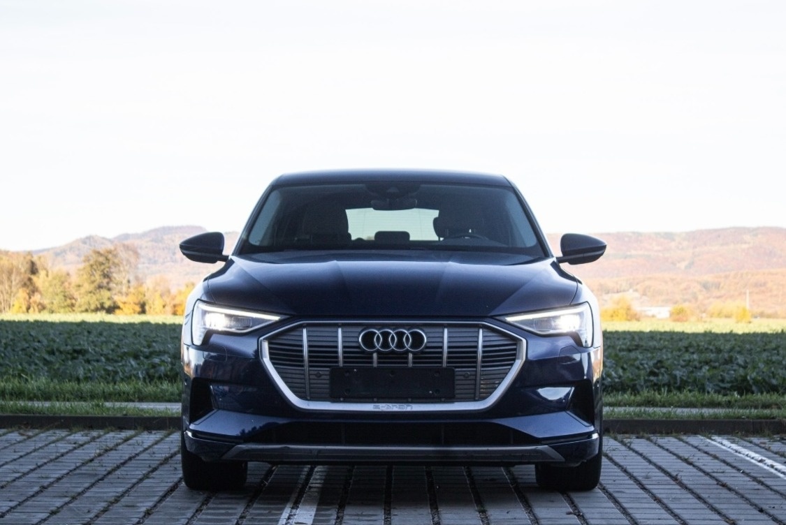 Audi e-tron 50 Quattro Advanced / - 2