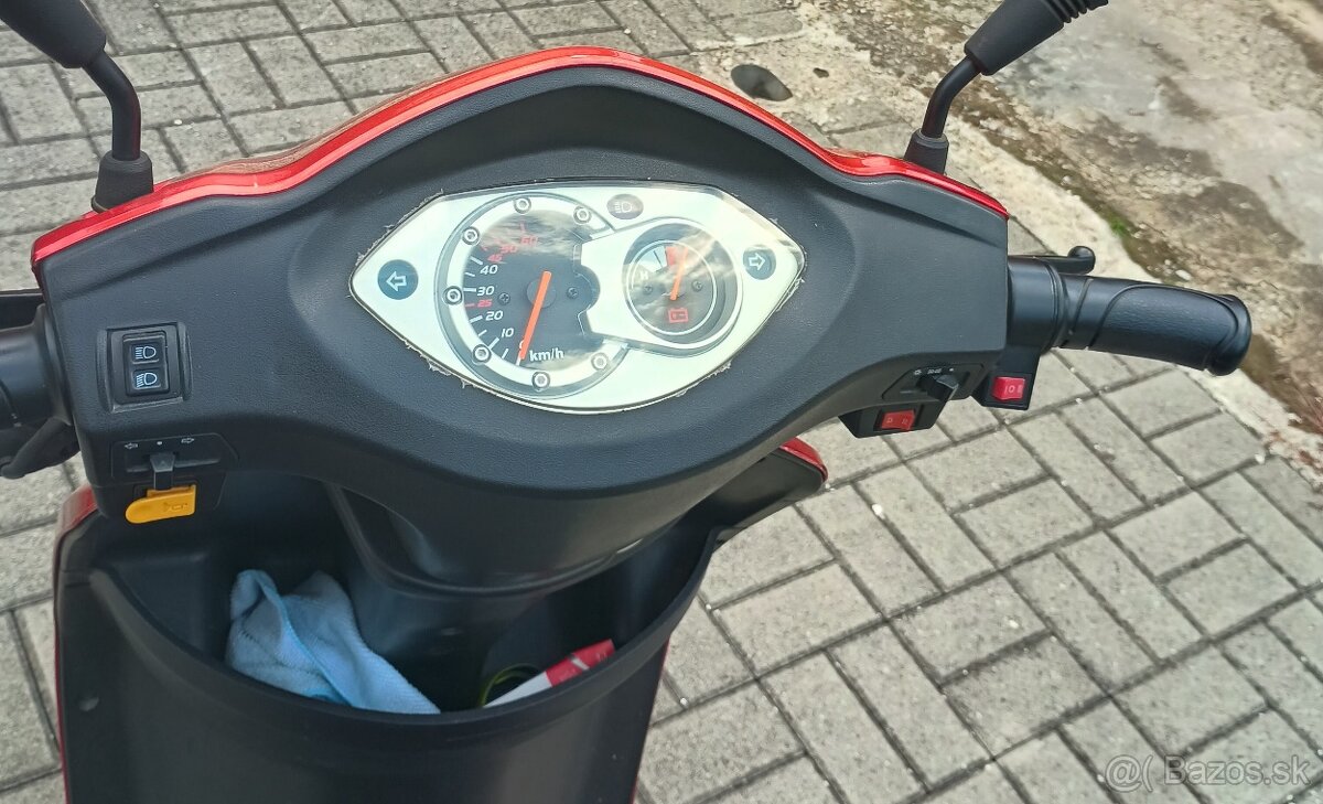 Elektrický invalidný vozík - 2