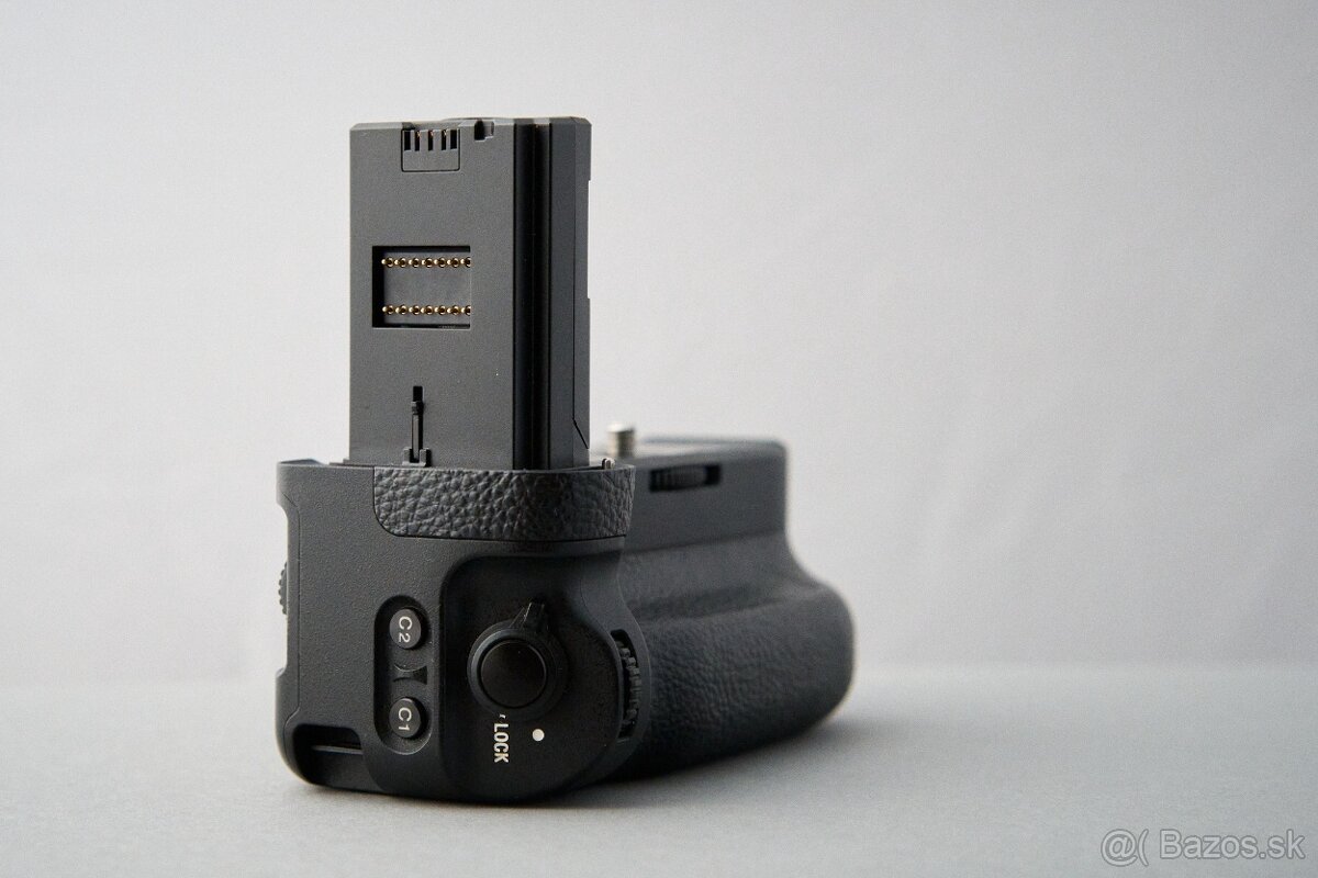 Originálny battery grip Sony VG-C3EM pre A7 III / A7R III - 2