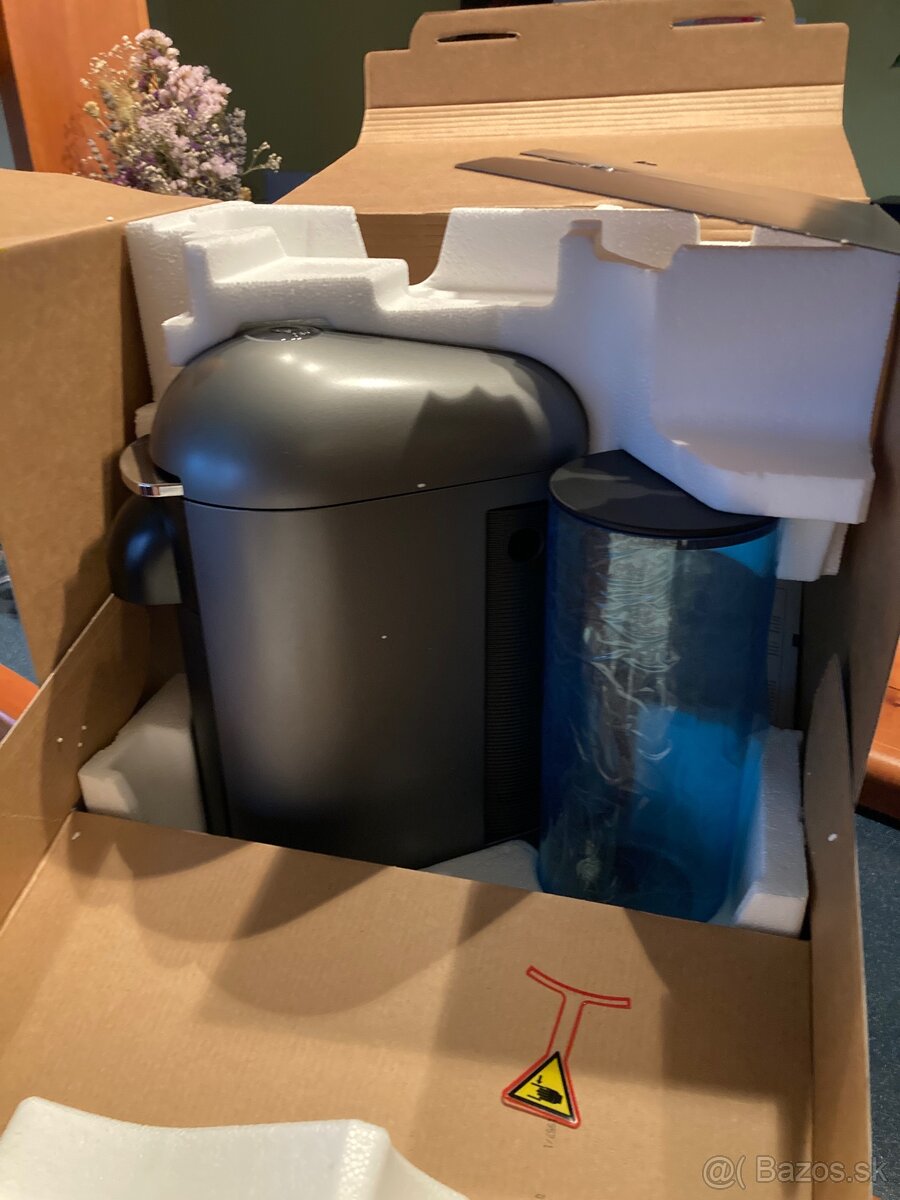 Kávovar Nespresso Vertuo Plus (Krups) - 2